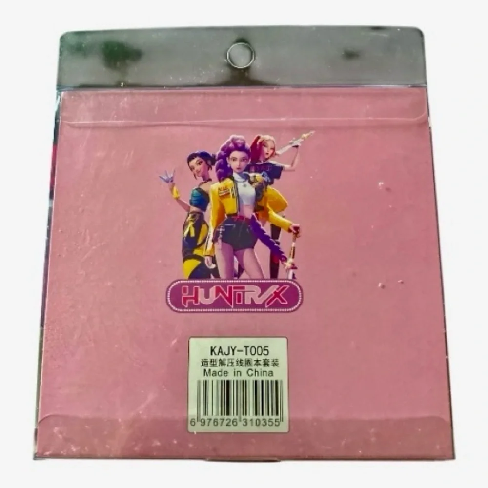 NWT-KPOP DEMON HUNTERS-MIRA SINGING DOLL & PUFFY MEMO BOOK WITH PEN